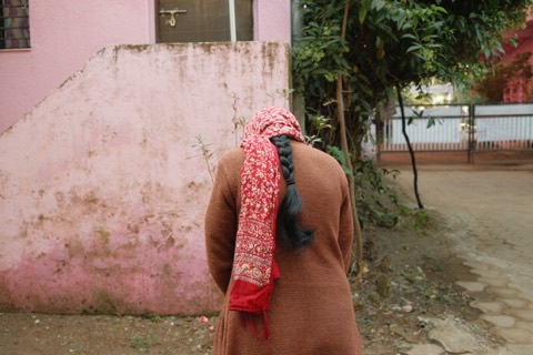 India, frame 17