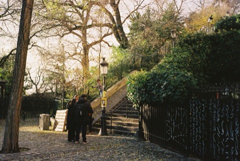Travel, frame 25